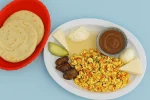 Desayunos huevos revueltos con verduras